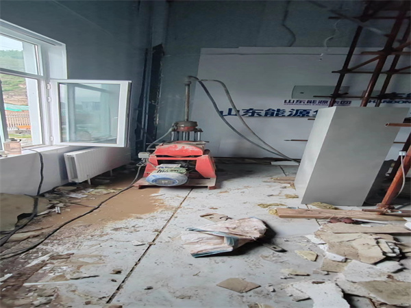 芗城地基基础下沉墙体裂缝加固注浆顶升施工