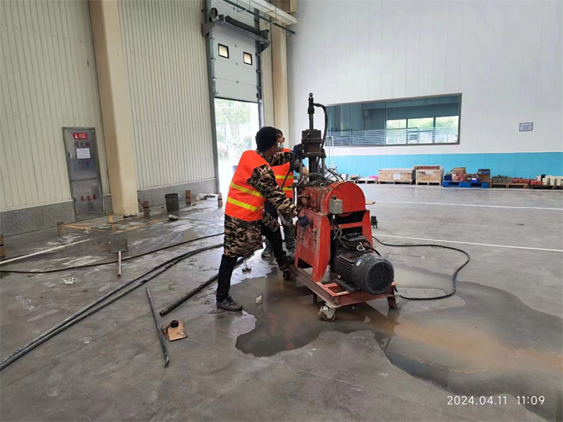 芗城厂房地面下沉塌陷注浆加固施工